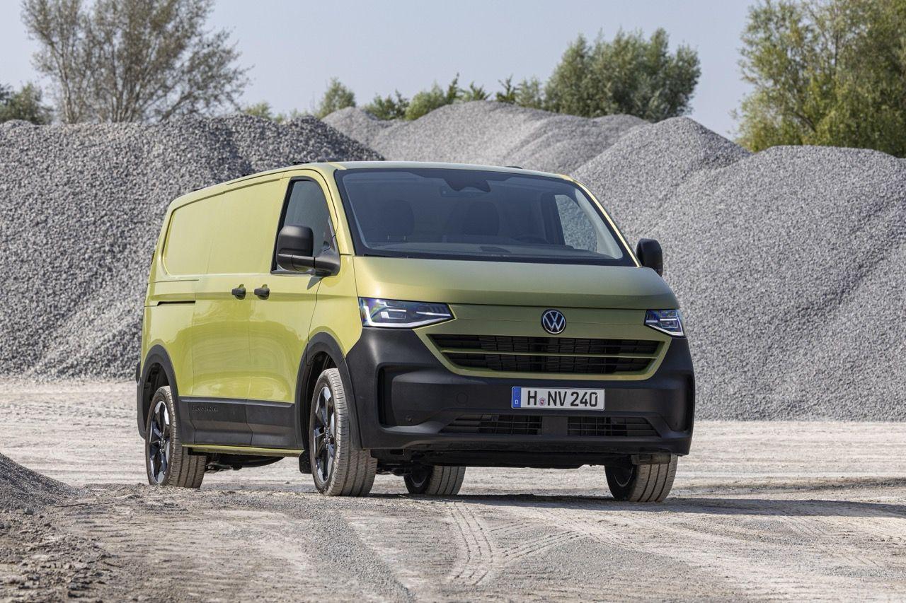 VW stellt neuen Transporter und neuen Caravelle vor