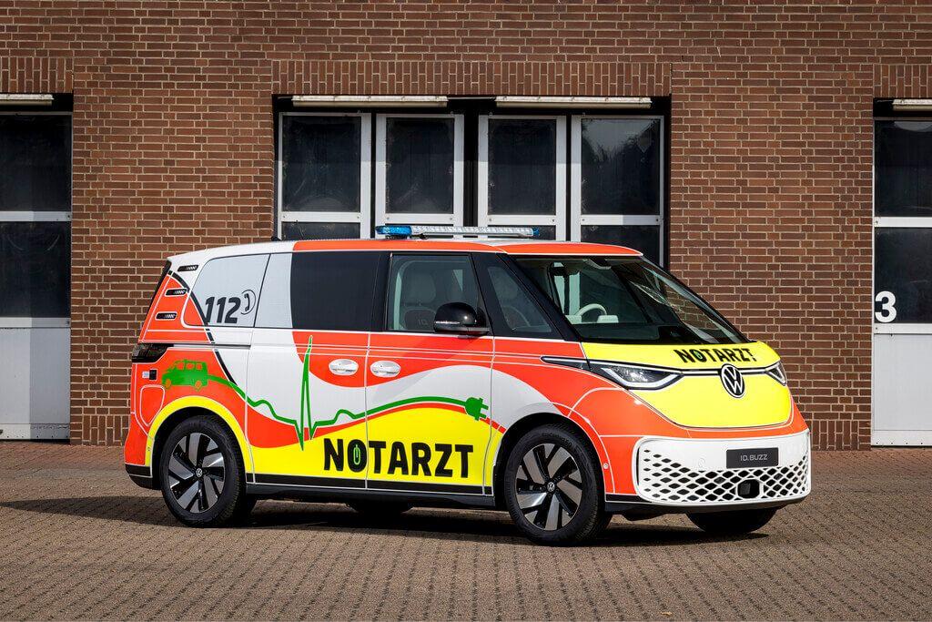 Hannover 2022: Der Notarzt kommt mit dem VW ID Buzz
